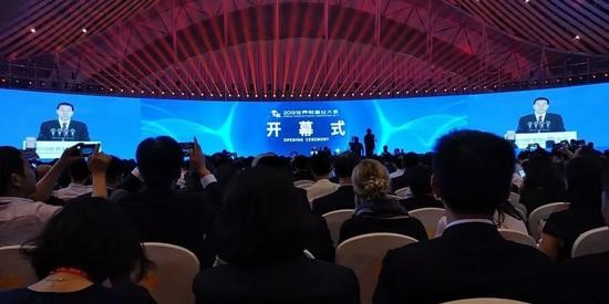 习近平向2019世界制造业大会致贺信